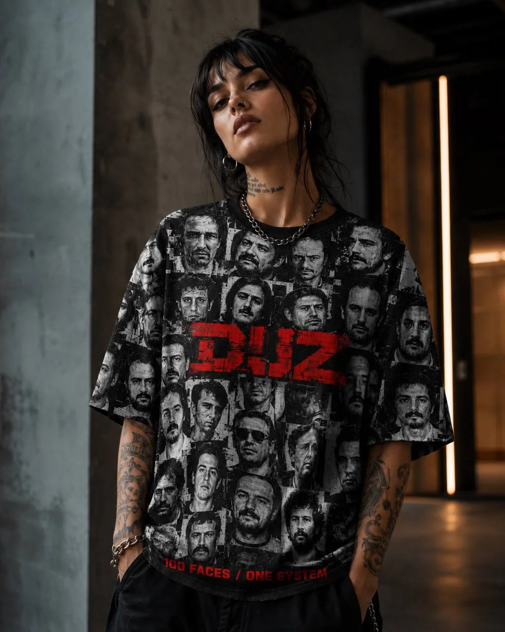 100 Faces One System oversized DUZ graphic tee